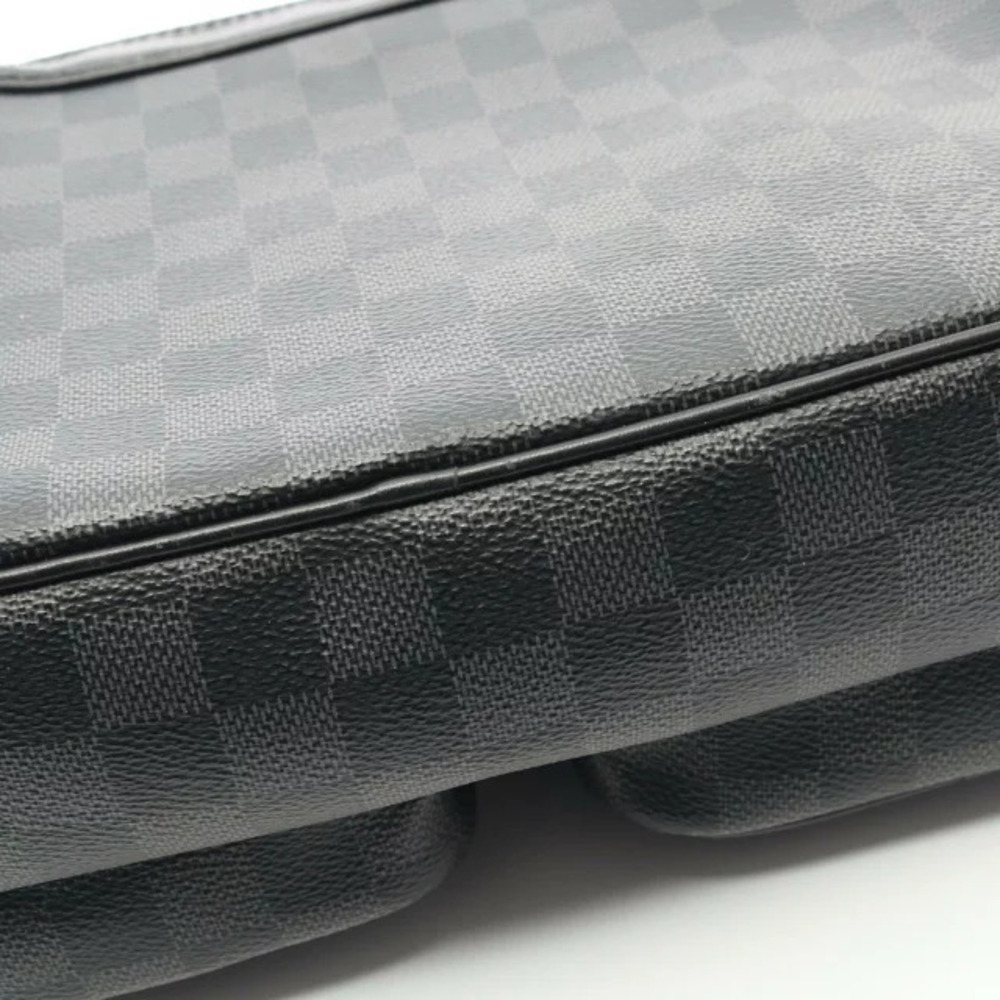 Louis Vuitton Utility Shoulder Graphite Damier Bag Black Messenger Canvas - Picture 8 of 8